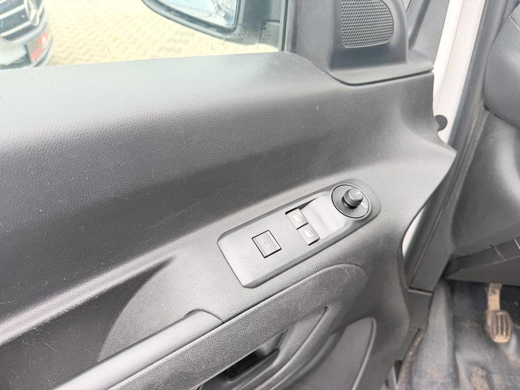 Citroen Berlingo 2021 г. Белый, пробег 43000 км