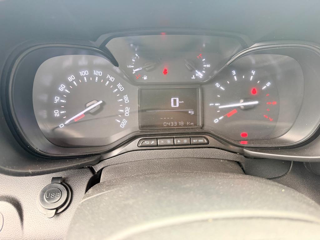 Citroen Berlingo 2021 г. Белый, пробег 43000 км