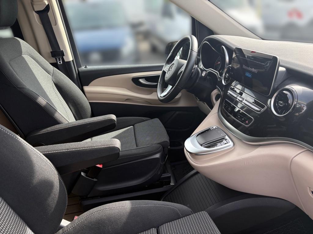 Mercedes-Benz V 300 2022 г. Чёрный, пробег 48862 км