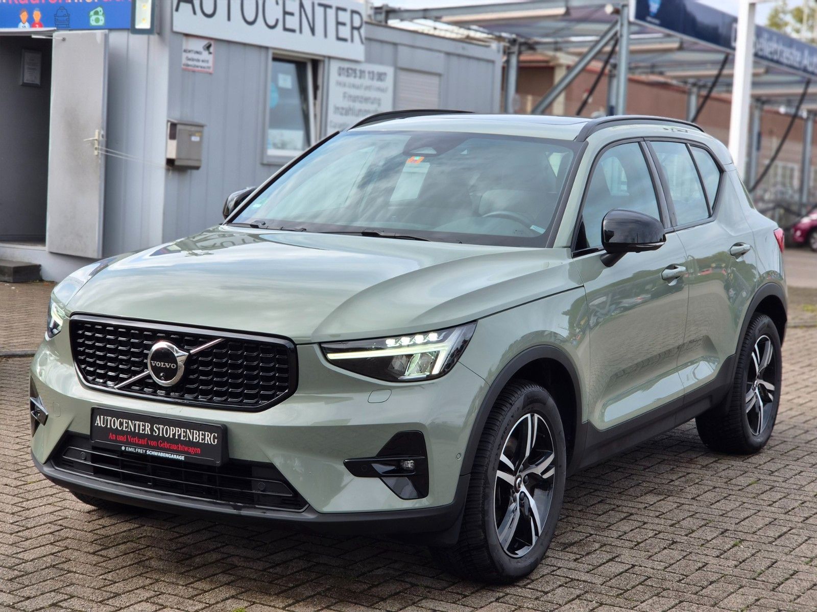 Volvo XC40 2023 г. Зелёный, пробег 56700 км