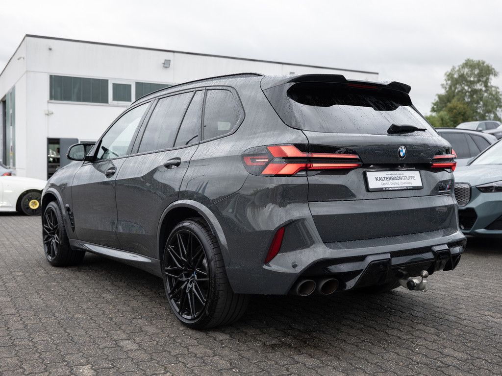 BMW X5 2024 г. Серый, пробег 48875 км