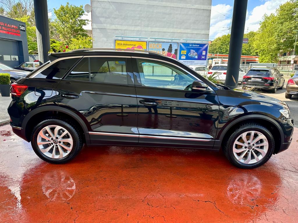 Volkswagen T-Roc 2025 г. Чёрный, пробег 40025 км
