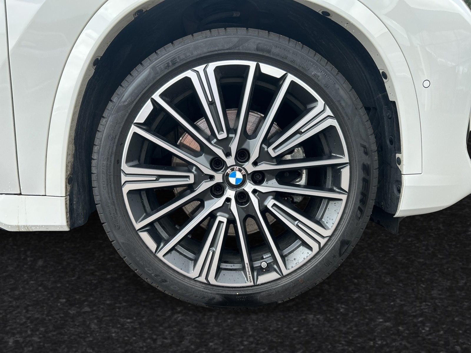 BMW X1 2025 г. Белый, пробег 24790 км