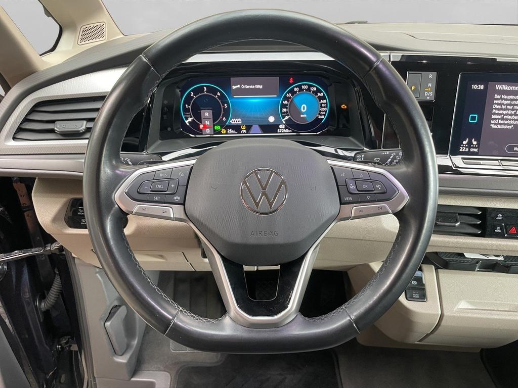 Volkswagen 8 series 2023 г. Синий, пробег 57238 км