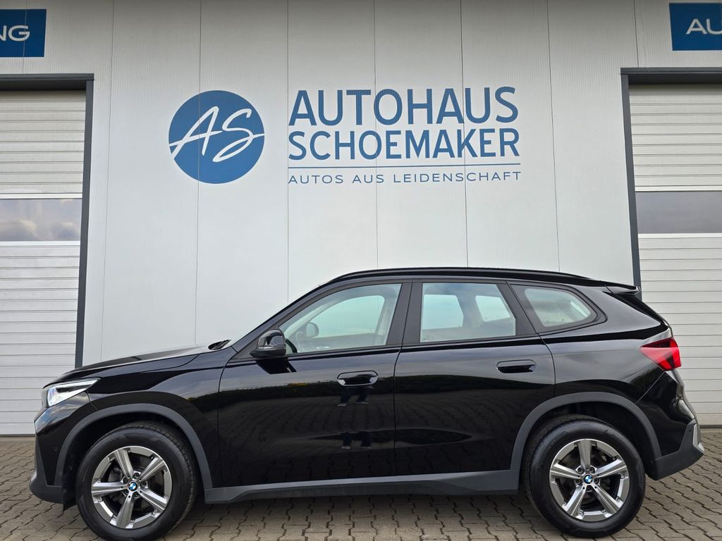 BMW X1 2023 г. Чёрный, пробег 53400 км