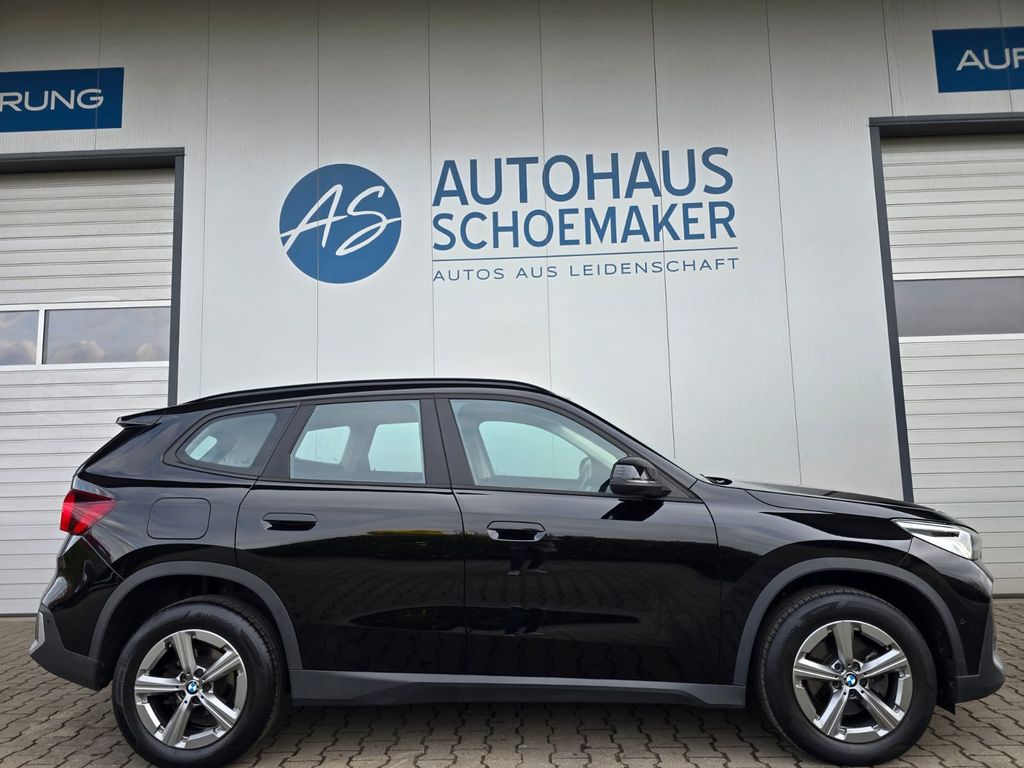 BMW X1 2023 г. Чёрный, пробег 53400 км