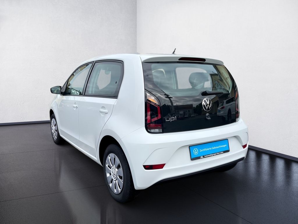 Volkswagen up! 2023 г. Белый, пробег 47401 км
