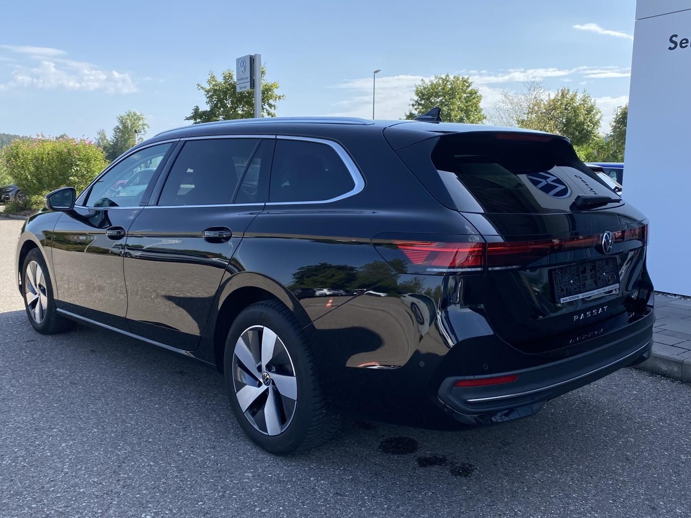 Volkswagen PASSAT VARIANT 2024 г. Чёрный, пробег 38349 км