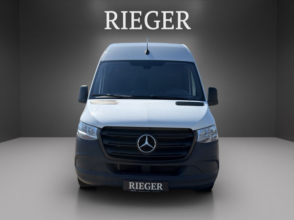 Mercedes-Benz SPRINTER 2024 г. Белый, пробег 52691 км