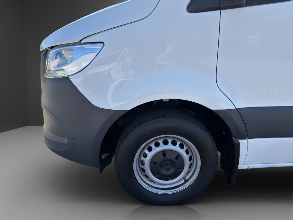 Mercedes-Benz SPRINTER 2024 г. Белый, пробег 52691 км