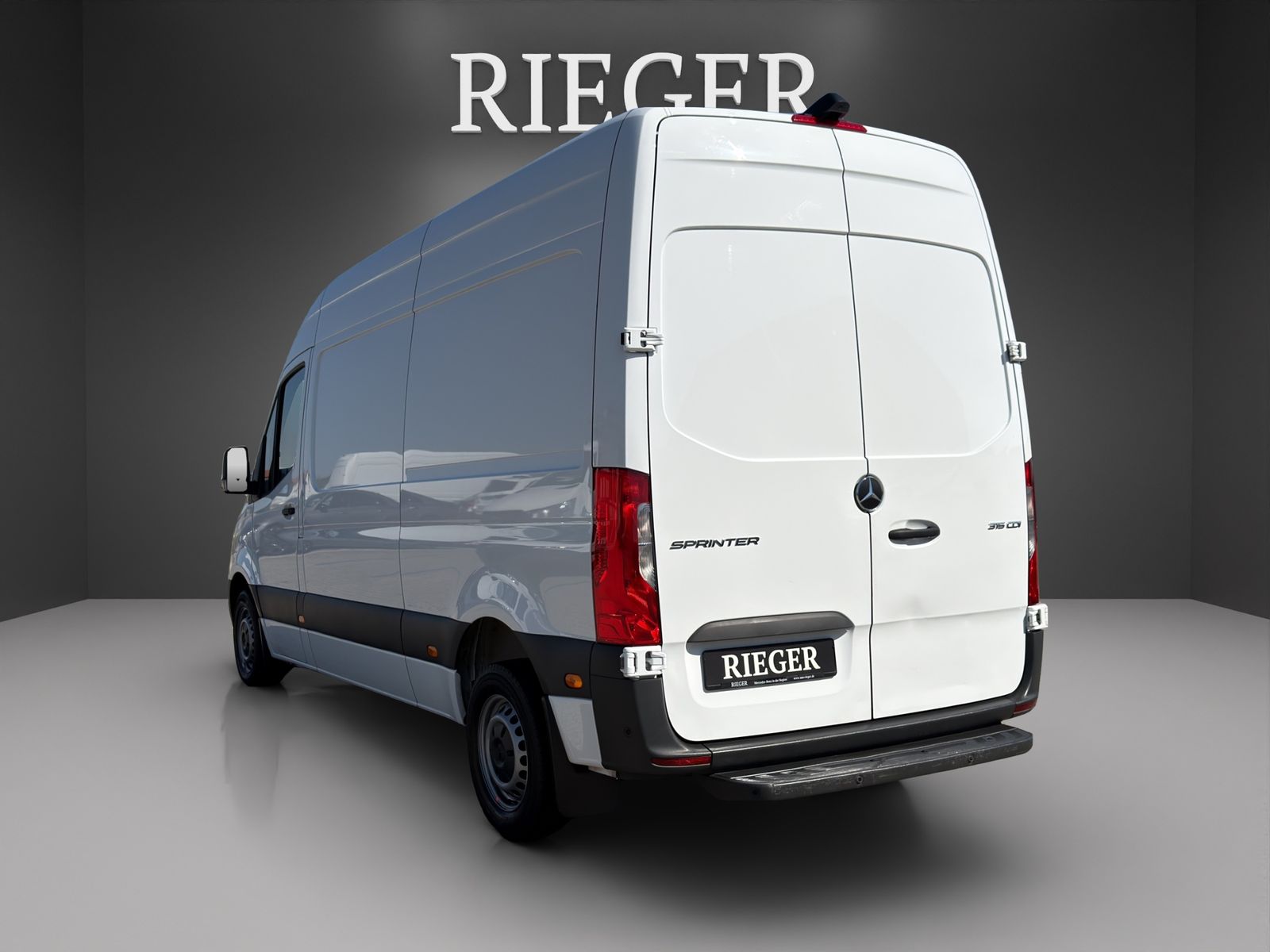 Mercedes-Benz SPRINTER 2024 г. Белый, пробег 52691 км