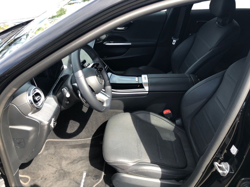 Mercedes-Benz C 300 2022 г. Чёрный, пробег 47370 км