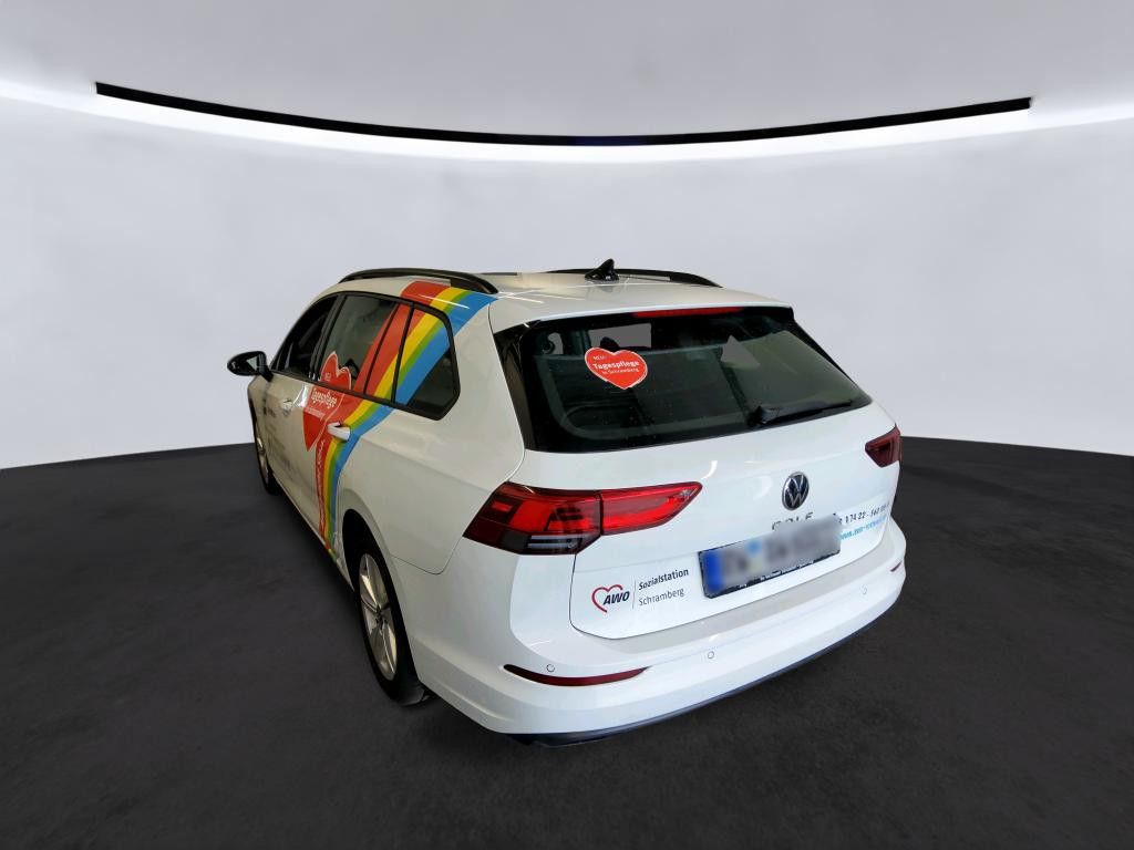 Volkswagen Golf 2023 г. Белый, пробег 38500 км