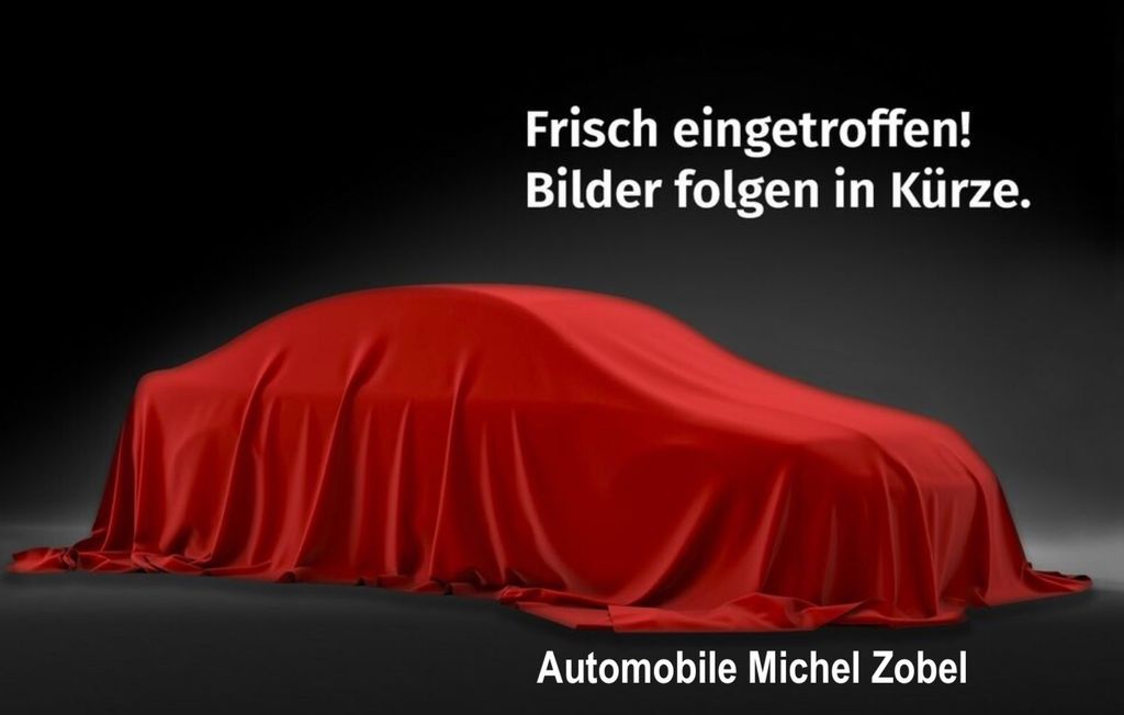 Volkswagen Golf 2023 г. Белый, пробег 38500 км