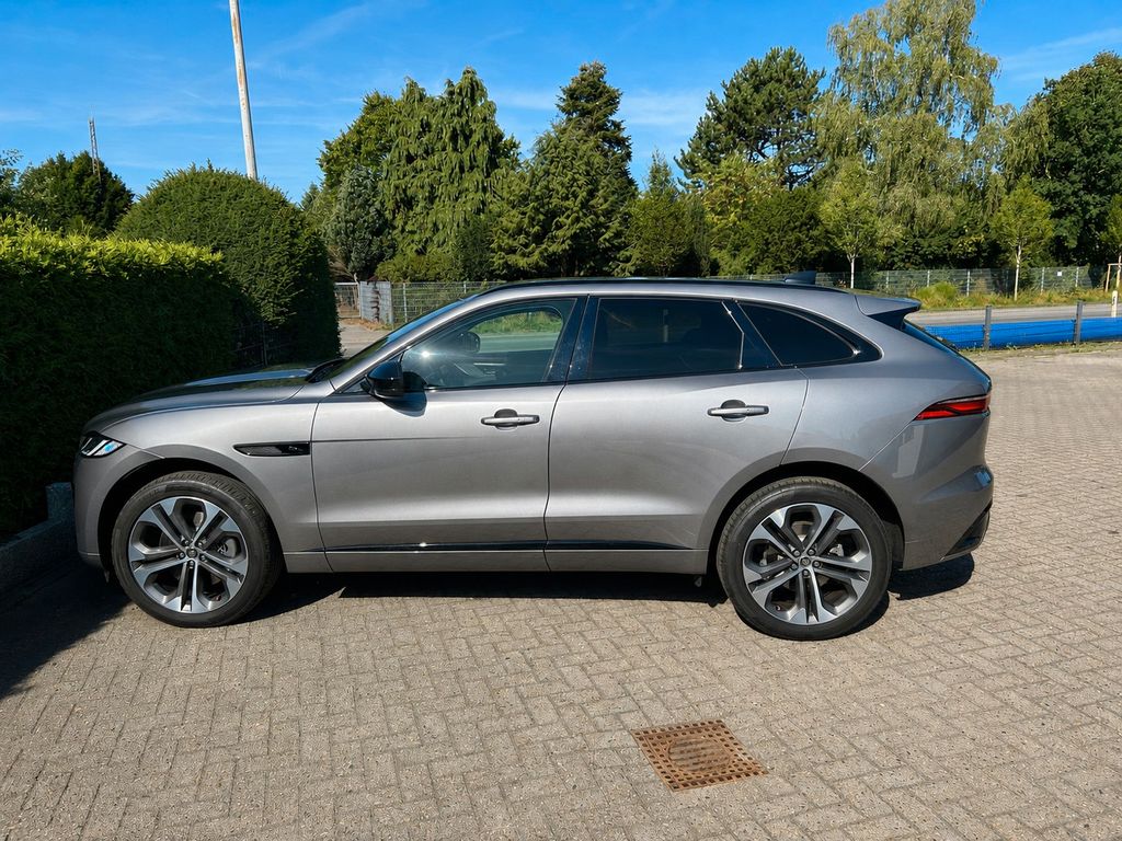 Jaguar F-Pace 2024 г. Серый, пробег 46000 км