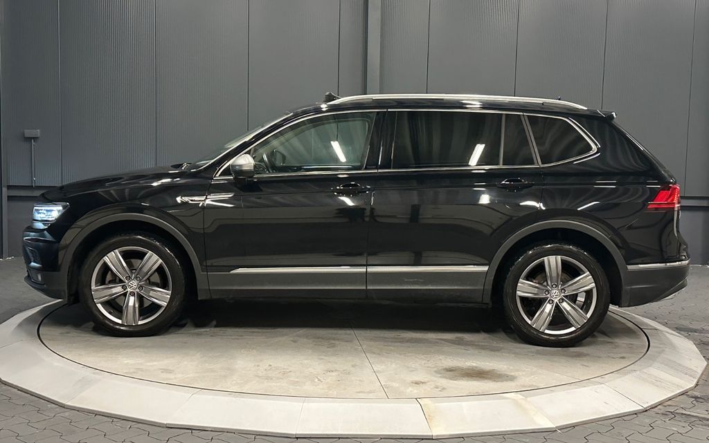 Volkswagen TIGUAN ALLSPACE 2021 г. Чёрный, пробег 51000 км