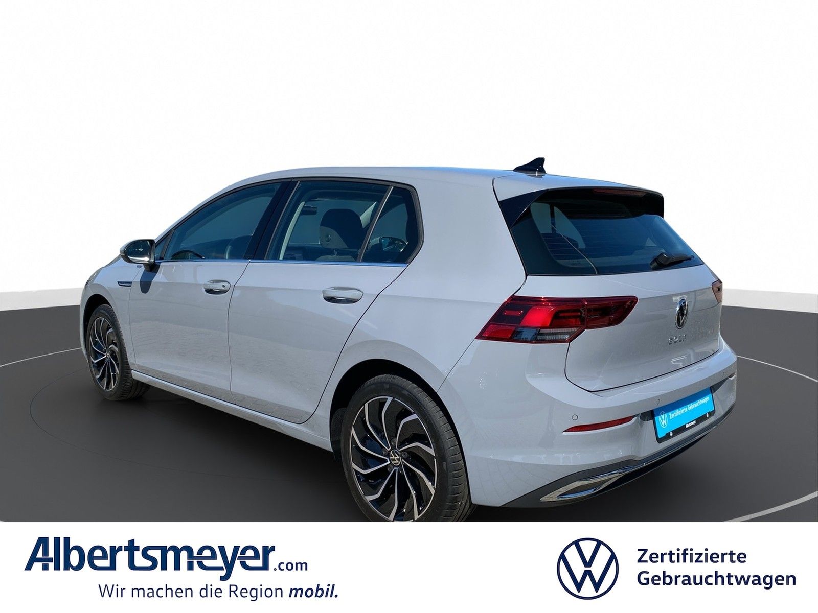 Volkswagen Golf 2024 г. Серый, пробег 39298 км