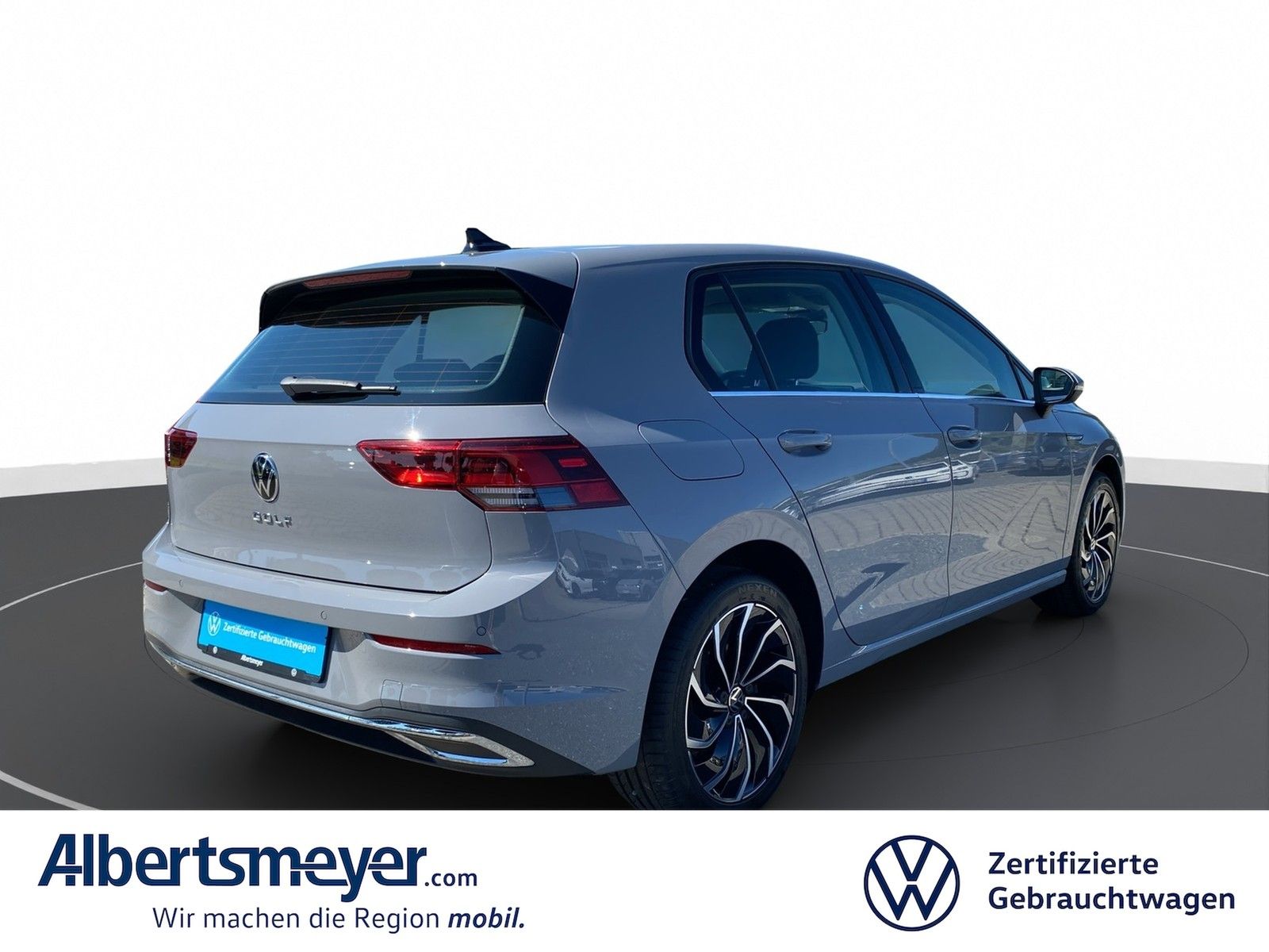 Volkswagen Golf 2024 г. Серый, пробег 39298 км