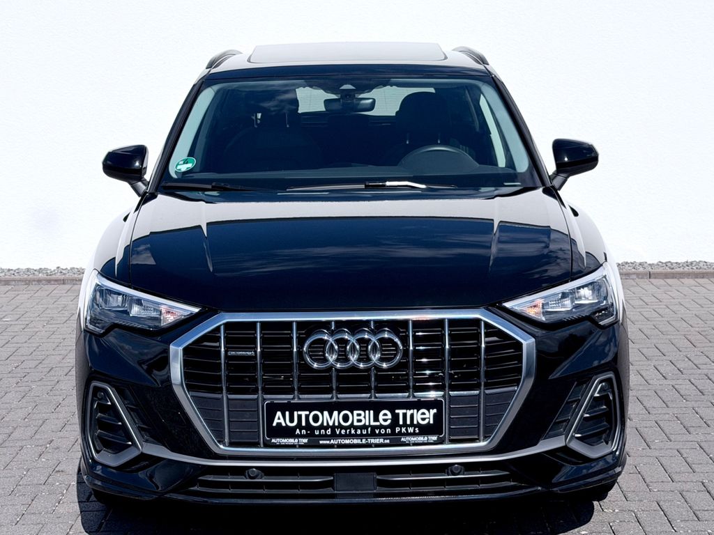 Audi Q3 2025 г. Чёрный, пробег 32000 км