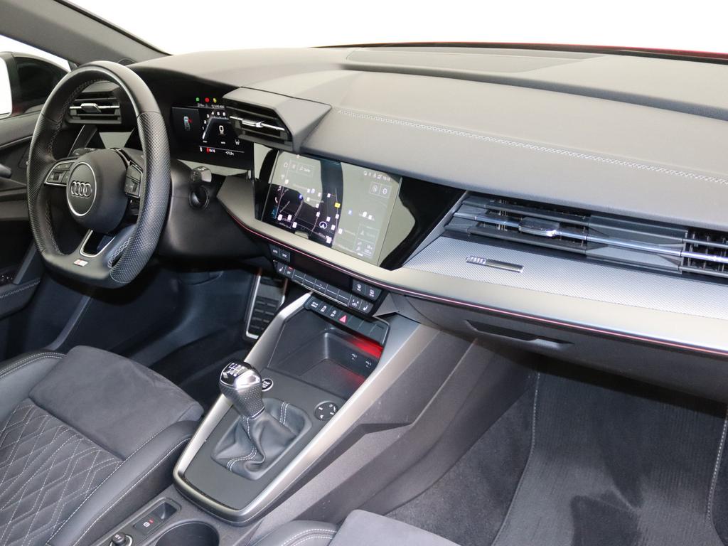 Audi A3 2022 г. Красный, пробег 55460 км