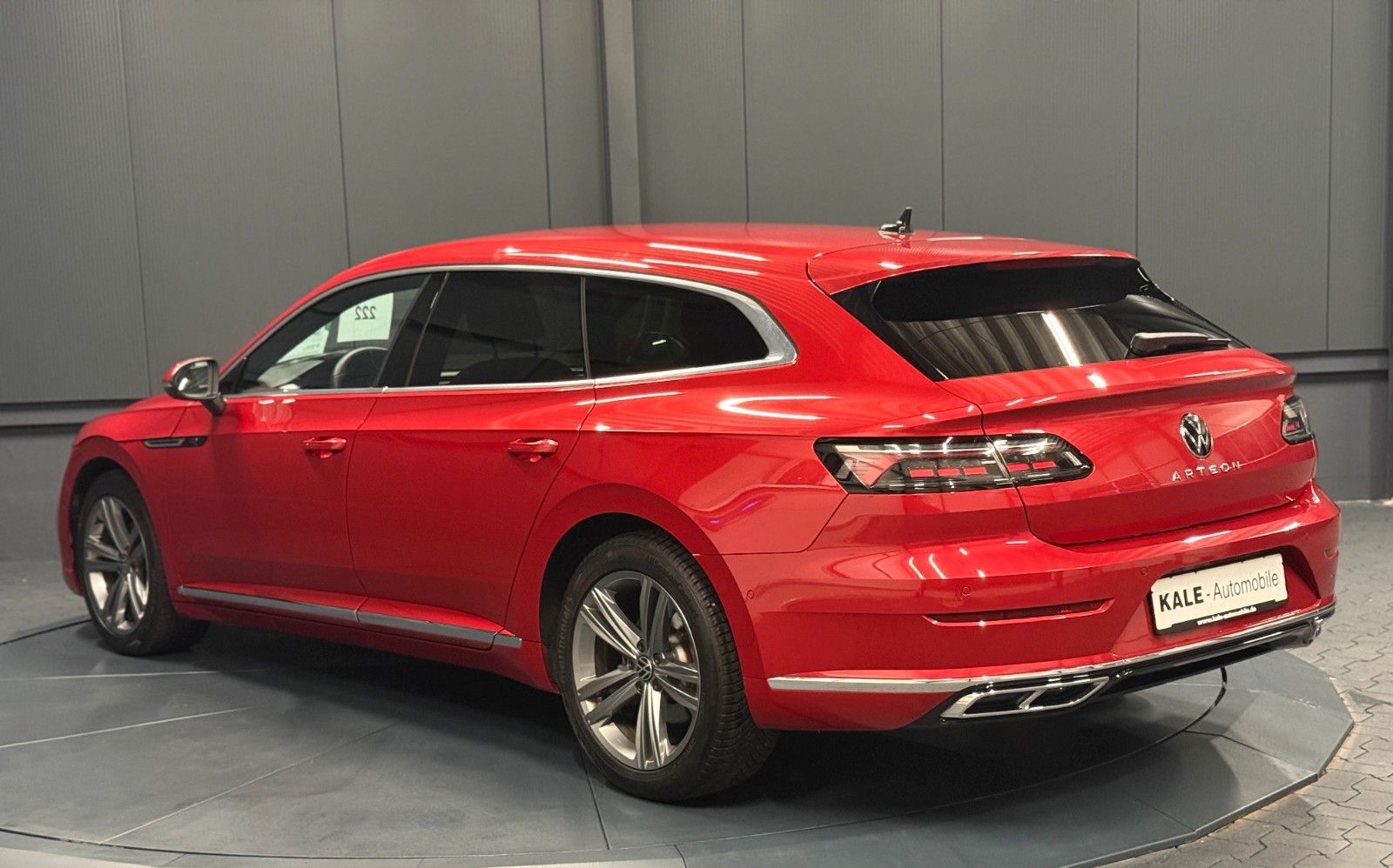 Volkswagen Arteon 2024 г. Красный, пробег 48000 км