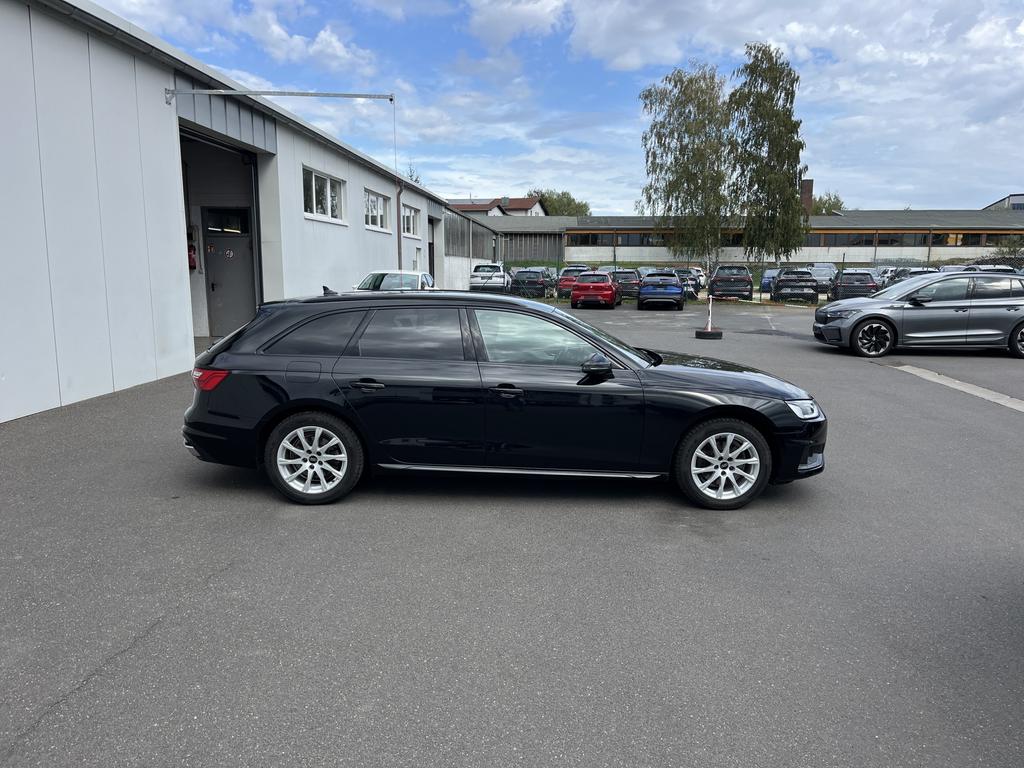 Audi A4 2023 г. Чёрный, пробег 49031 км
