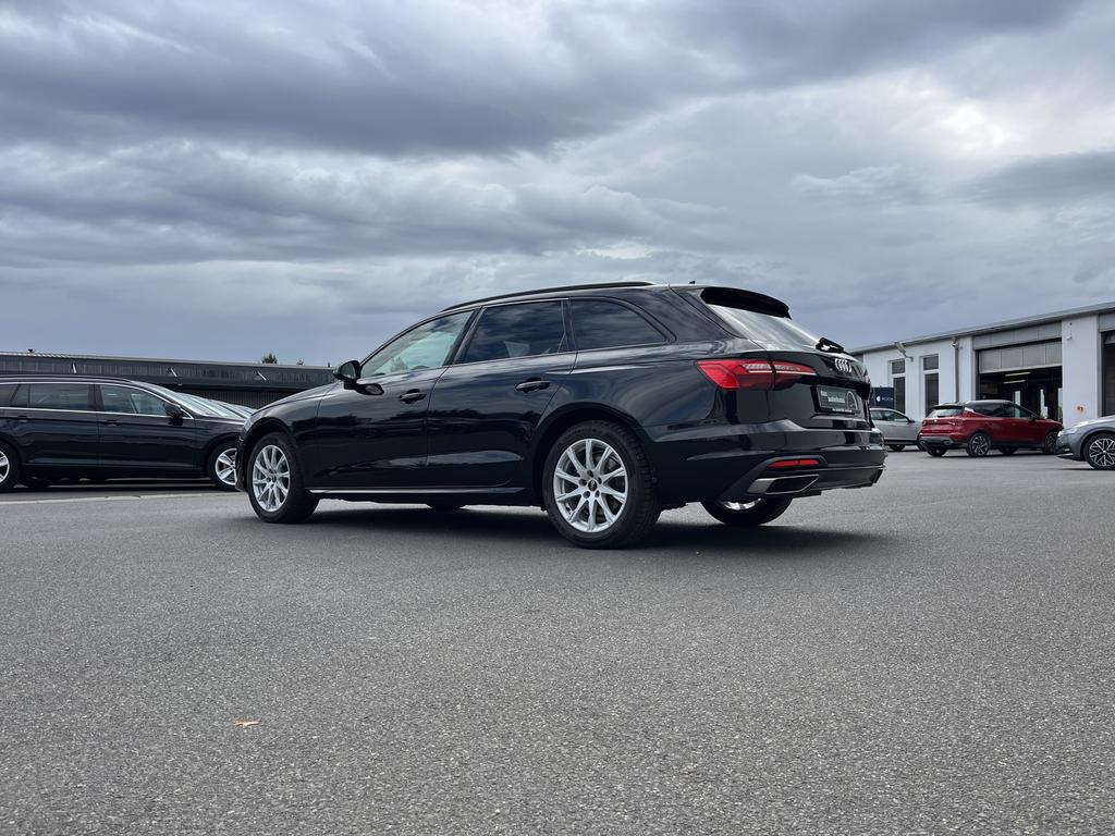 Audi A4 2023 г. Чёрный, пробег 49031 км