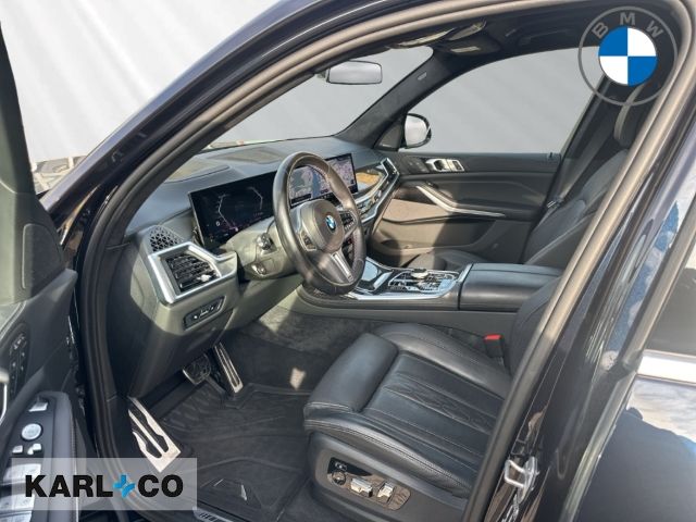 BMW X7 M60 2024 г. Чёрный, пробег 50450 км
