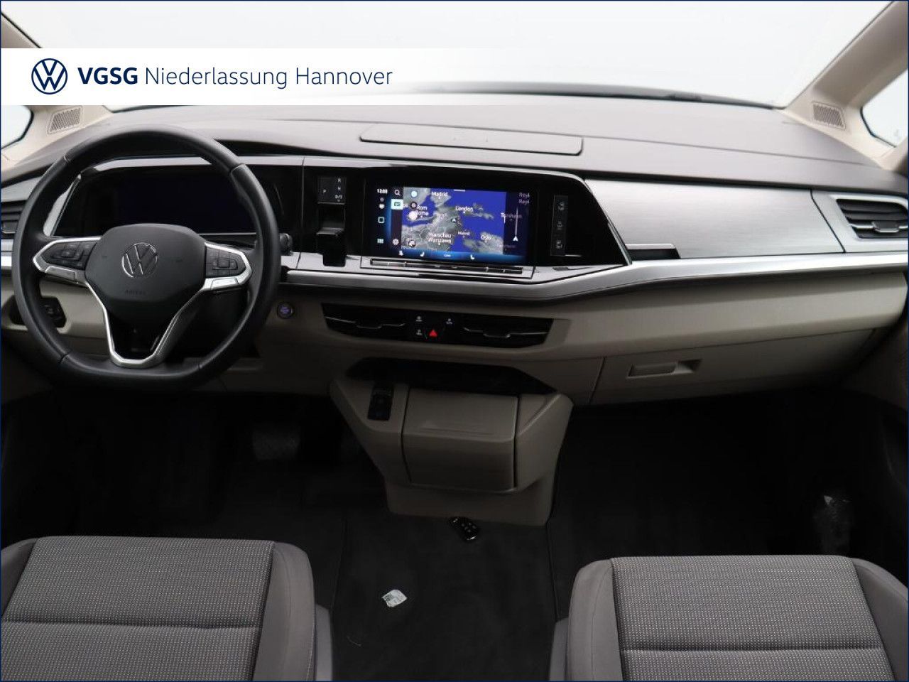 Volkswagen T7 MULTIVAN 2025 г. Чёрный, пробег 27734 км