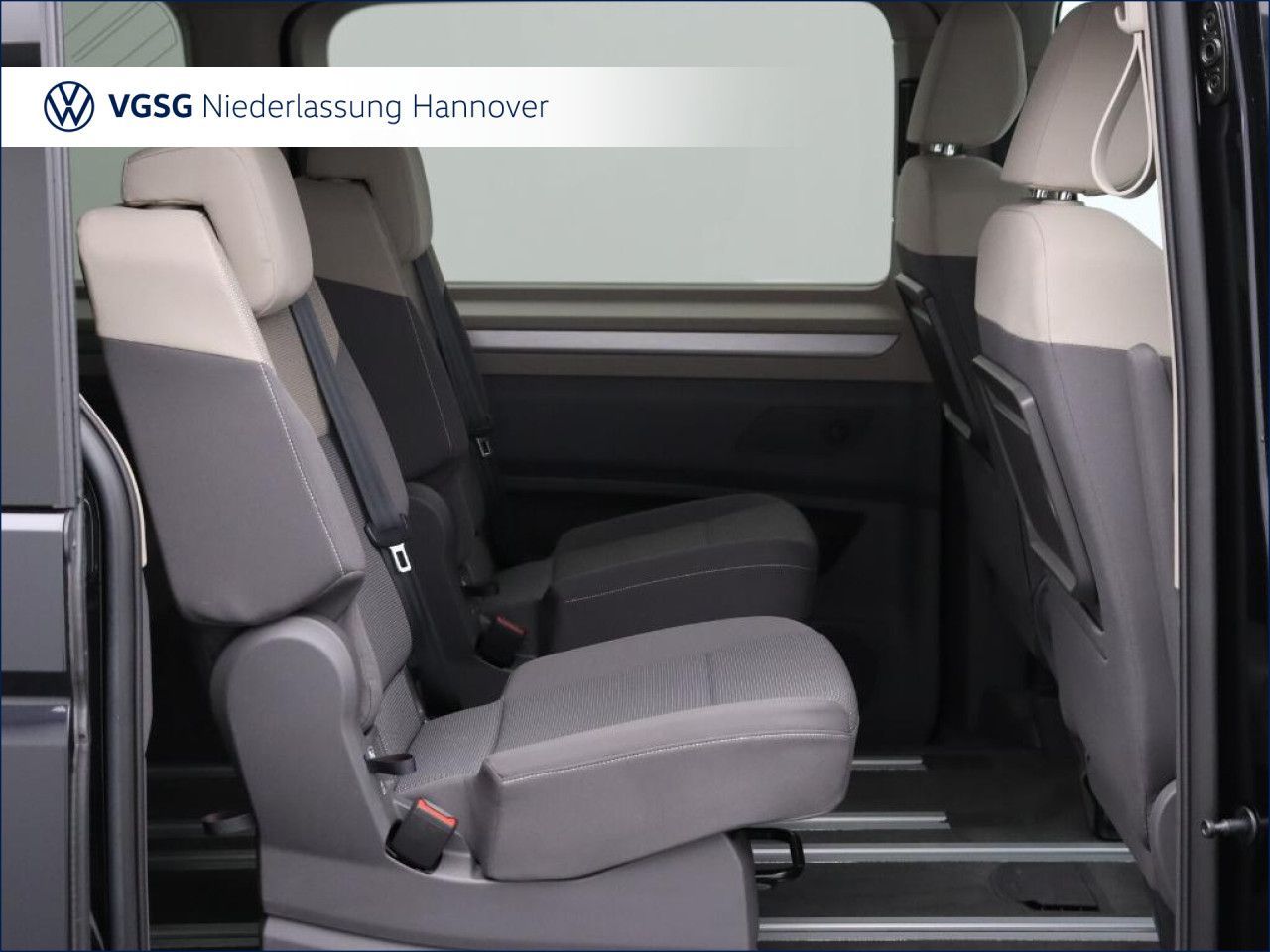 Volkswagen T7 MULTIVAN 2025 г. Чёрный, пробег 27734 км