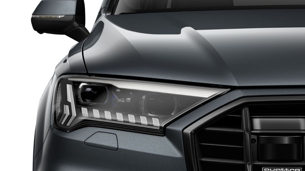 Audi Q7 2022 г. Серый, пробег 59890 км