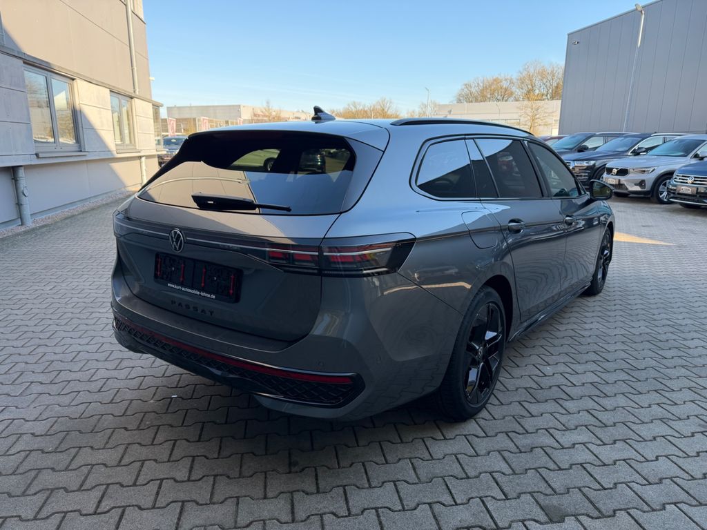 Volkswagen PASSAT VARIANT 2024 г. Серый, пробег 23000 км
