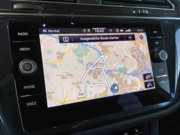 Volkswagen Tiguan 2023 г. Серебристый, пробег 21471 км