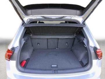 Volkswagen Tiguan 2023 г. Серебристый, пробег 21471 км