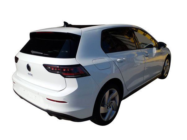 Volkswagen Golf 2025 г. Белый, пробег 10483 км