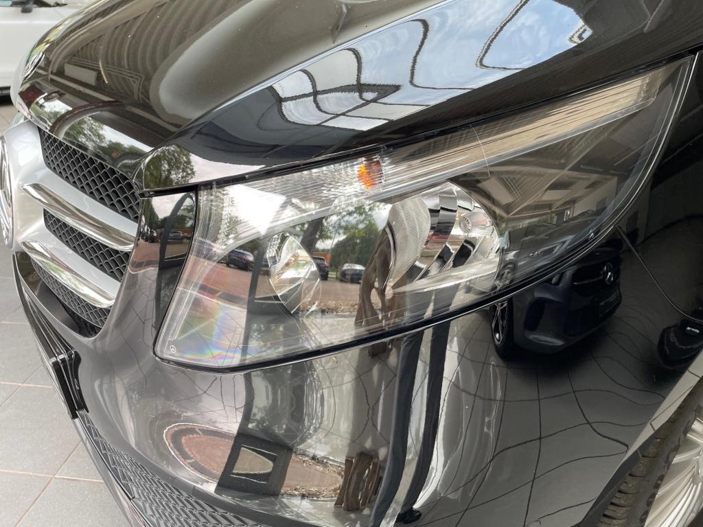 Mercedes-Benz V 250 2023 г. Чёрный, пробег 47098 км
