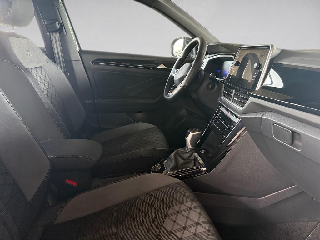 Volkswagen T-Roc 2022 г. Серый, пробег 41676 км