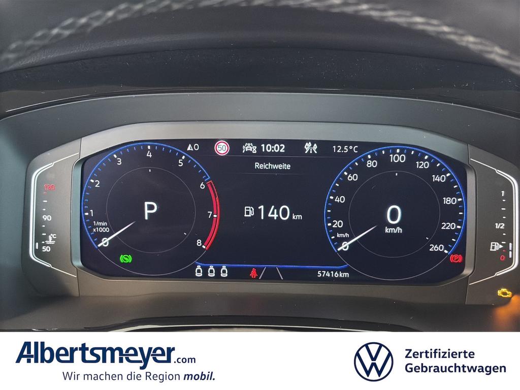 Volkswagen Touran 2023 г. Синий, пробег 57408 км