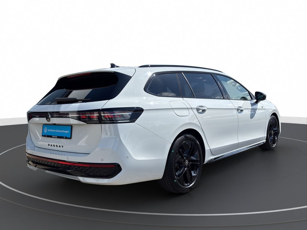 Volkswagen PASSAT VARIANT 2025 г. Белый, пробег 23989 км