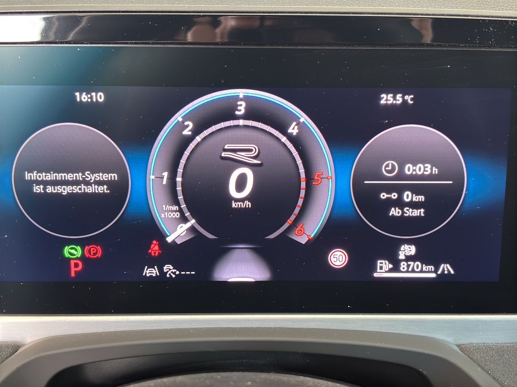 Volkswagen PASSAT VARIANT 2025 г. Белый, пробег 23989 км