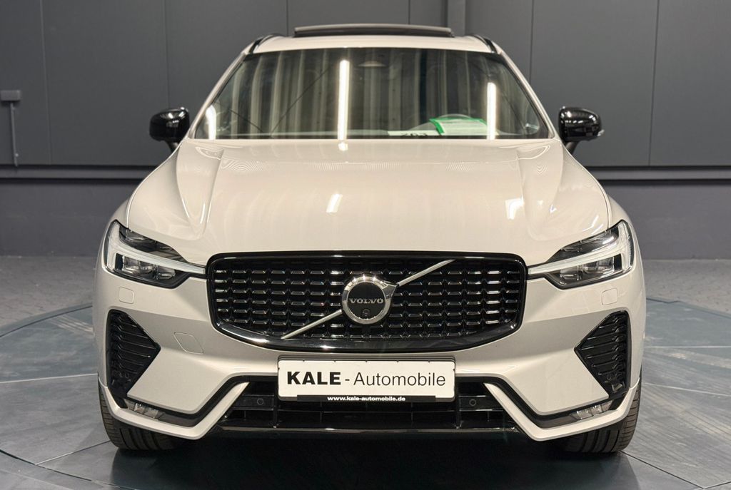 Volvo XC60 2023 г. Серый, пробег 28850 км