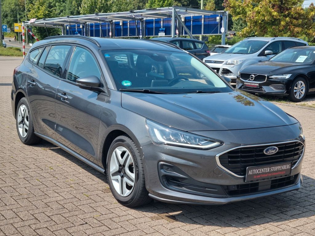 Ford Focus 2022 г. Серый, пробег 31000 км