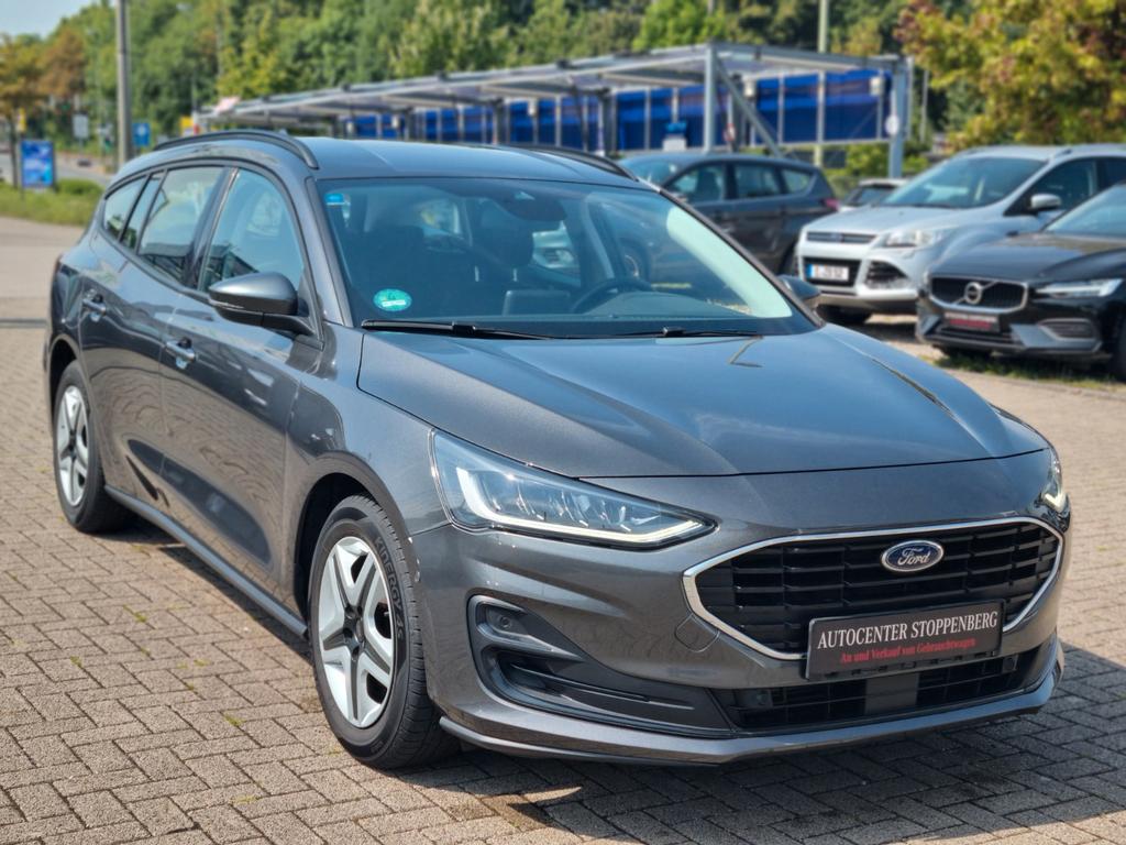 Ford Focus 2022 г. Серый, пробег 31000 км