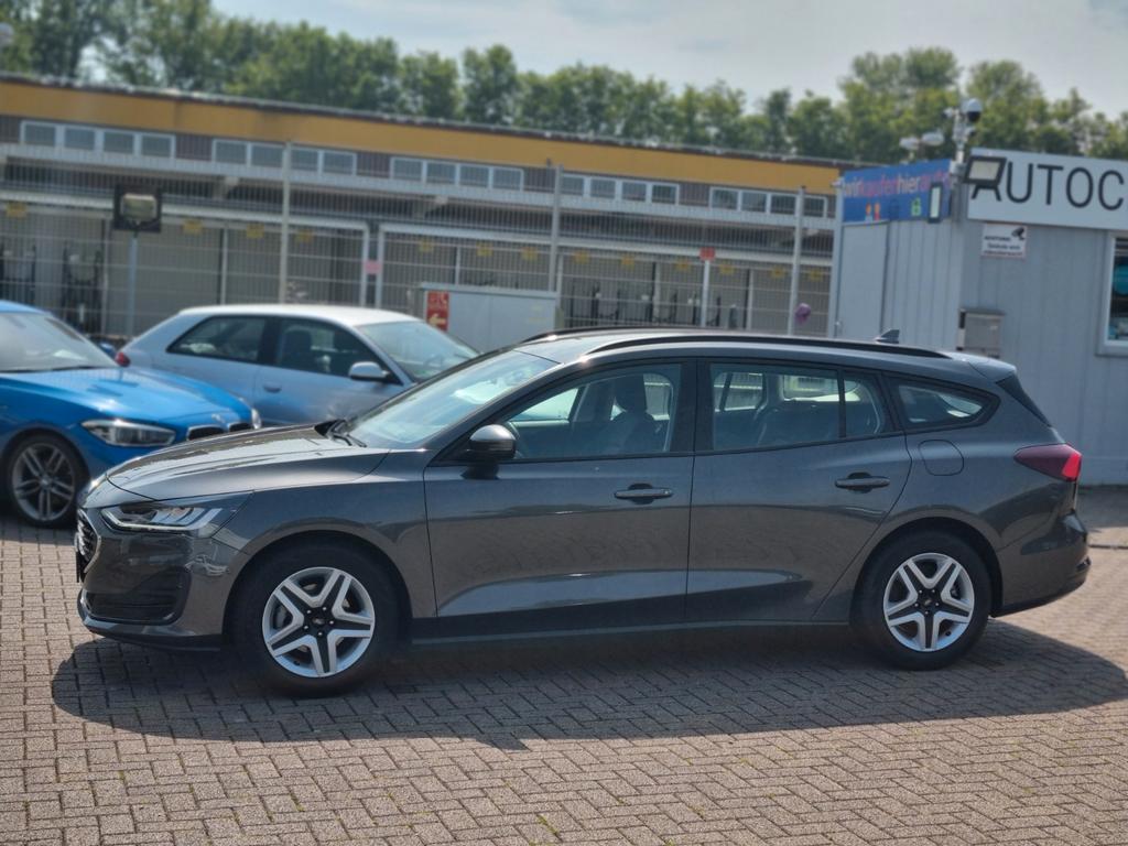 Ford Focus 2022 г. Серый, пробег 31000 км