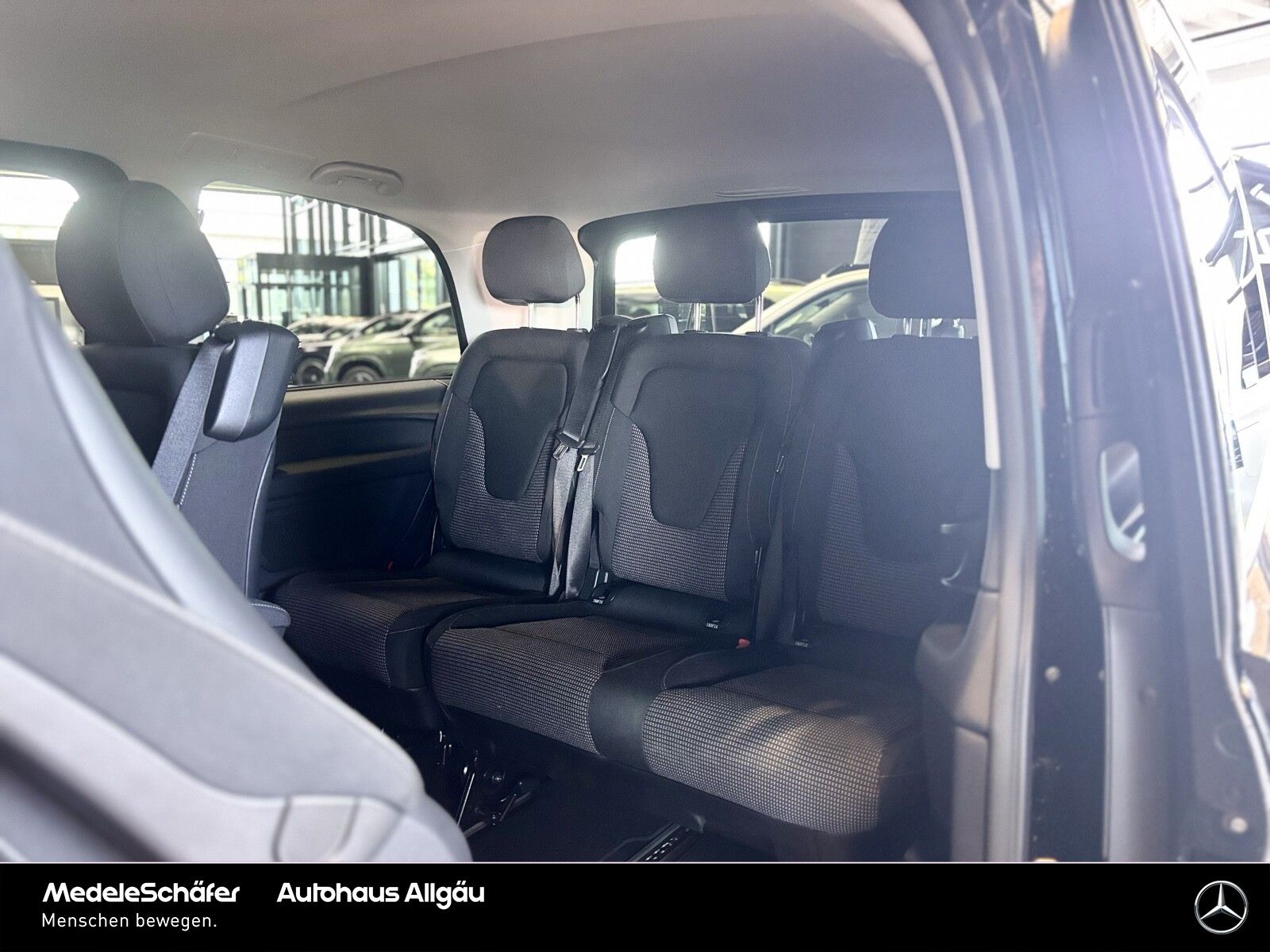 Mercedes-Benz V 220 2025 г. Чёрный, пробег 12790 км