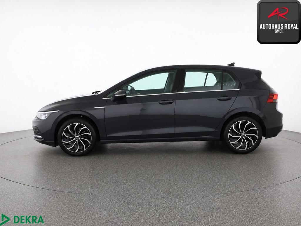 Volkswagen Golf 2024 г. Серый, пробег 12666 км