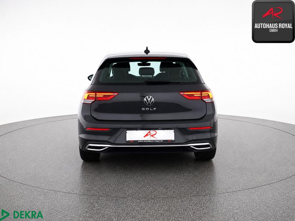 Volkswagen Golf 2024 г. Серый, пробег 12666 км