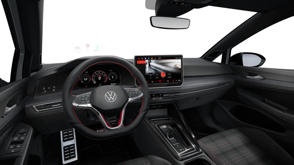 Volkswagen Golf 2025 г. Белый, пробег 32345 км