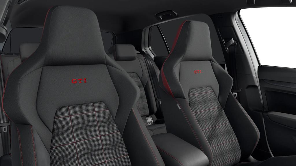 Volkswagen Golf 2025 г. Белый, пробег 32345 км