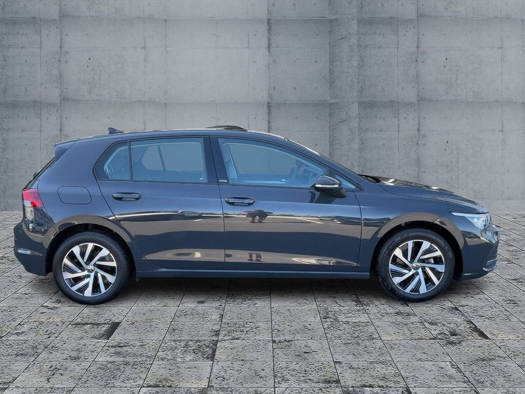 Volkswagen Golf 2024 г. Серый, пробег 18174 км